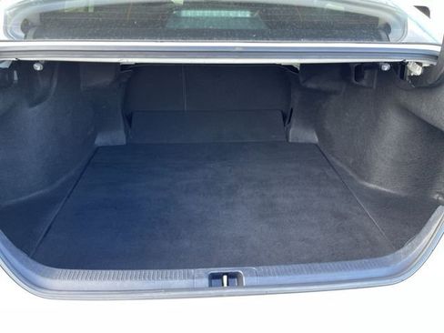 Certified 2021 Toyota Camry LE image 22