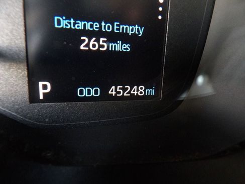 Used 2020 Toyota Corolla LE image 15