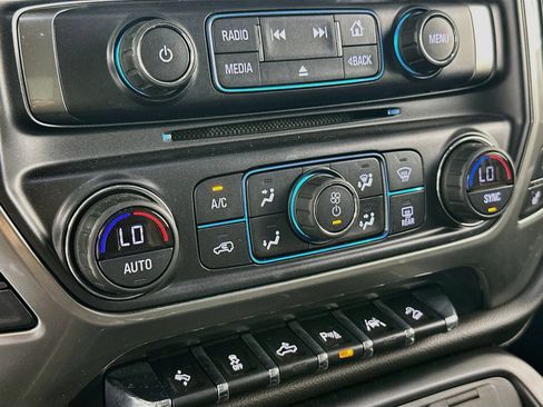 Used 2018 Chevrolet Silverado 1500 LTZ Z71 w/ Centennial Edition AWD/4WD image 16