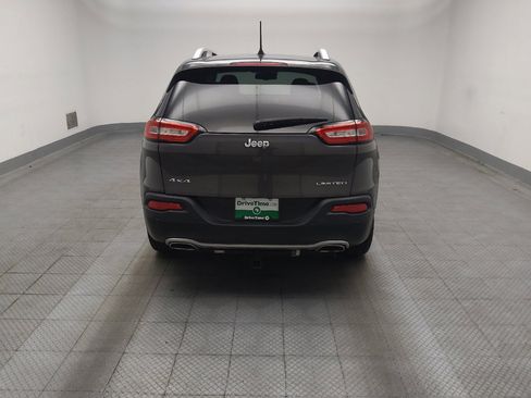 Used 2018 Jeep Cherokee Limited AWD/4WD image 7