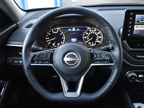 Used 2024 Nissan Altima 2.5 SL image 21