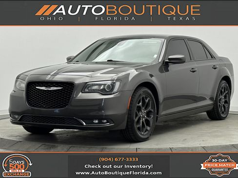 Used 2020 Chrysler 300 S image 1