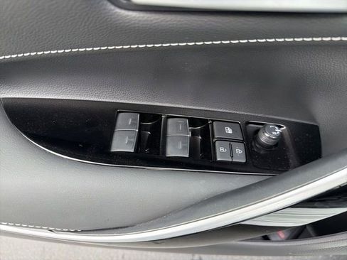 Certified 2022 Toyota Corolla XSE image 17