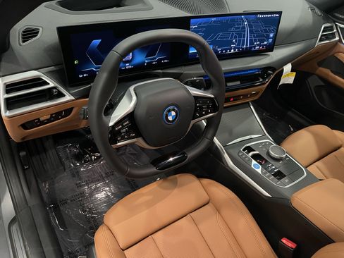 Used 2025 BMW i4 xDrive40i w/ Premium Package AWD/4WD image 13