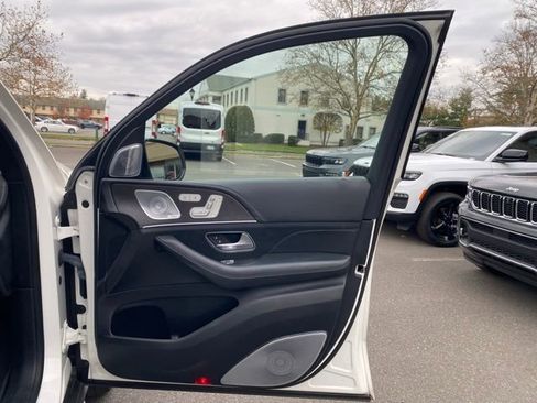 Used 2021 Mercedes-Benz GLS 63 AMG 4MATIC image 28