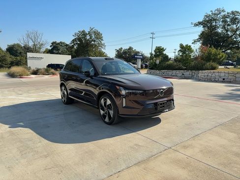 Used 2025 Volvo EX90 Ultra w/ Protection Package Premier image 8