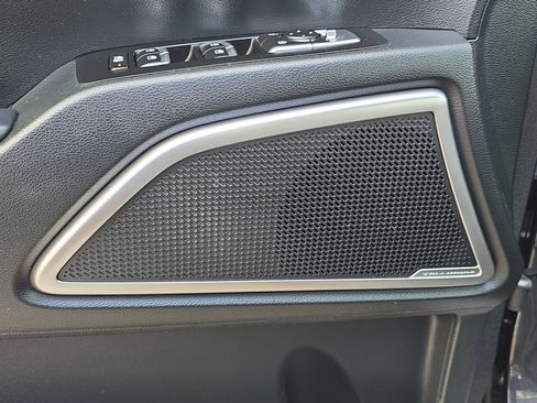 Certified 2025 Kia Telluride LX image 22