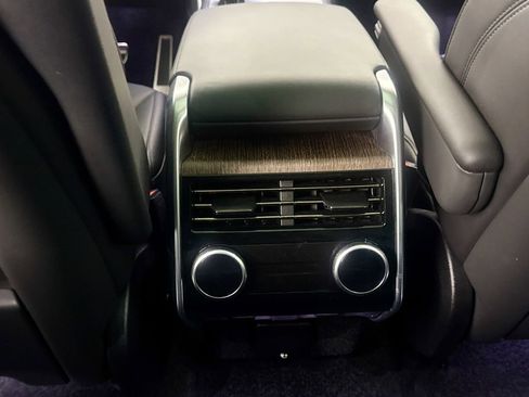 Certified 2024 Land Rover Range Rover SE AWD/4WD image 23