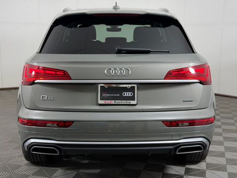 Used 2023 Audi Q5 e Premium Plus w/ Premium Plus Package AWD/4WD image 10