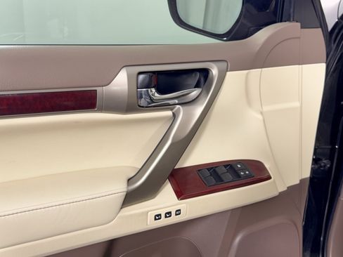 Used 2019 Lexus GX 460 Premium AWD/4WD image 15