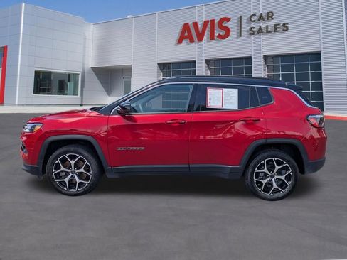 Used 2025 Jeep Compass Limited AWD/4WD image 10