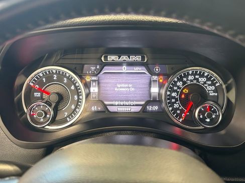 Used 2022 RAM 2500 Laramie AWD/4WD image 17