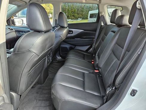 Used 2024 Nissan Murano SV image 9