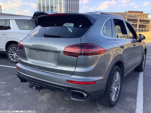 Used 2017 Porsche Cayenne image 5