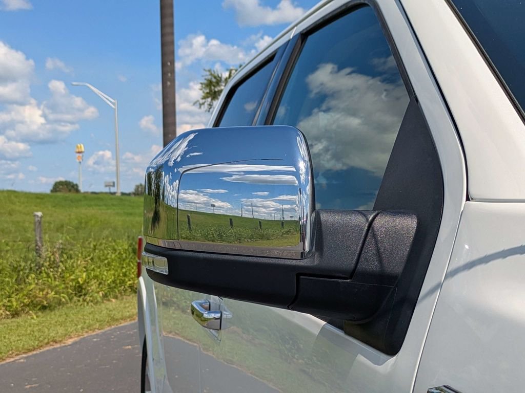 Used 2020 Ford F150 Lariat RWD image 12