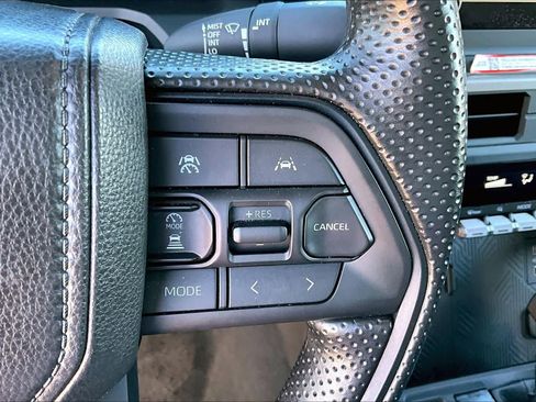 Used 2024 Toyota Tacoma SR image 20