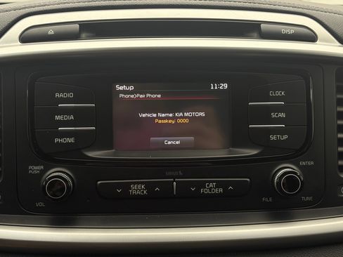 Used 2017 Kia Sorento FWD image 22