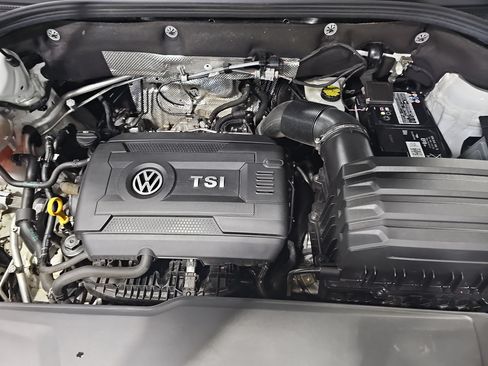 Used 2023 Volkswagen Atlas Cross Sport SEL AWD/4WD image 29