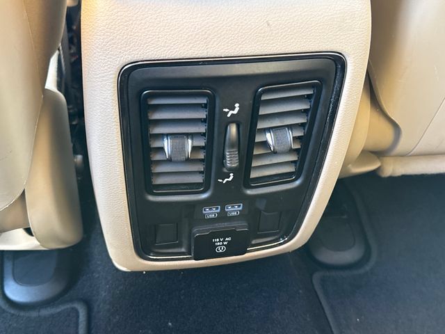 Used 2021 Jeep Grand Cherokee Limited w/ Premium Lighting Group AWD/4WD image 22