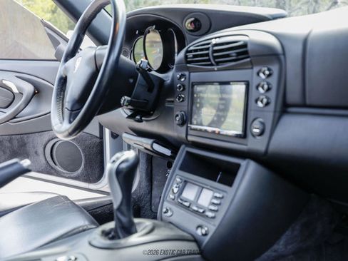 Used 2001 Porsche 911 Carrera 4 AWD/4WD image 40