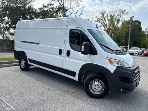 Used 2026 RAM ProMaster 2500 w/ Convenience Group FWD image 6