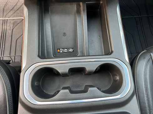 Used 2022 Chevrolet Silverado 2500 High Country image 31