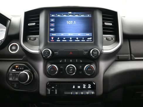 Used 2020 RAM 1500 Lone Star image 16