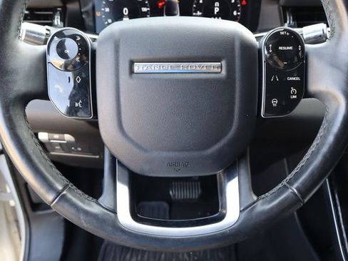 Used 2020 Land Rover Range Rover Evoque SE AWD/4WD image 11