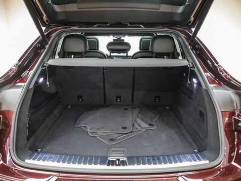 Certified 2025 Porsche Cayenne Coupe AWD/4WD image 31