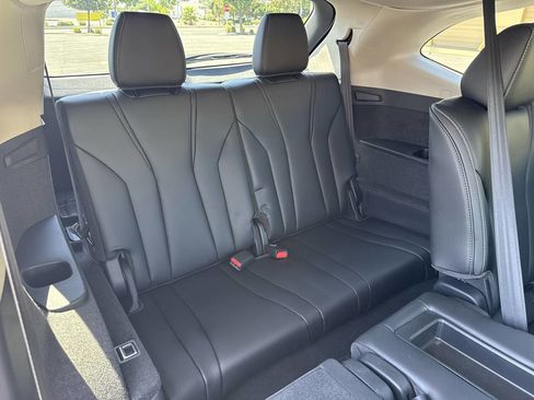 Used 2024 Acura MDX SH-AWD w/ Technology Package image 25