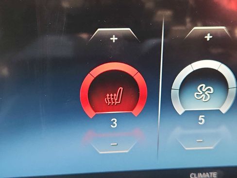 Certified 2023 BMW 330i xDrive Sedan w/ Premium Package image 24