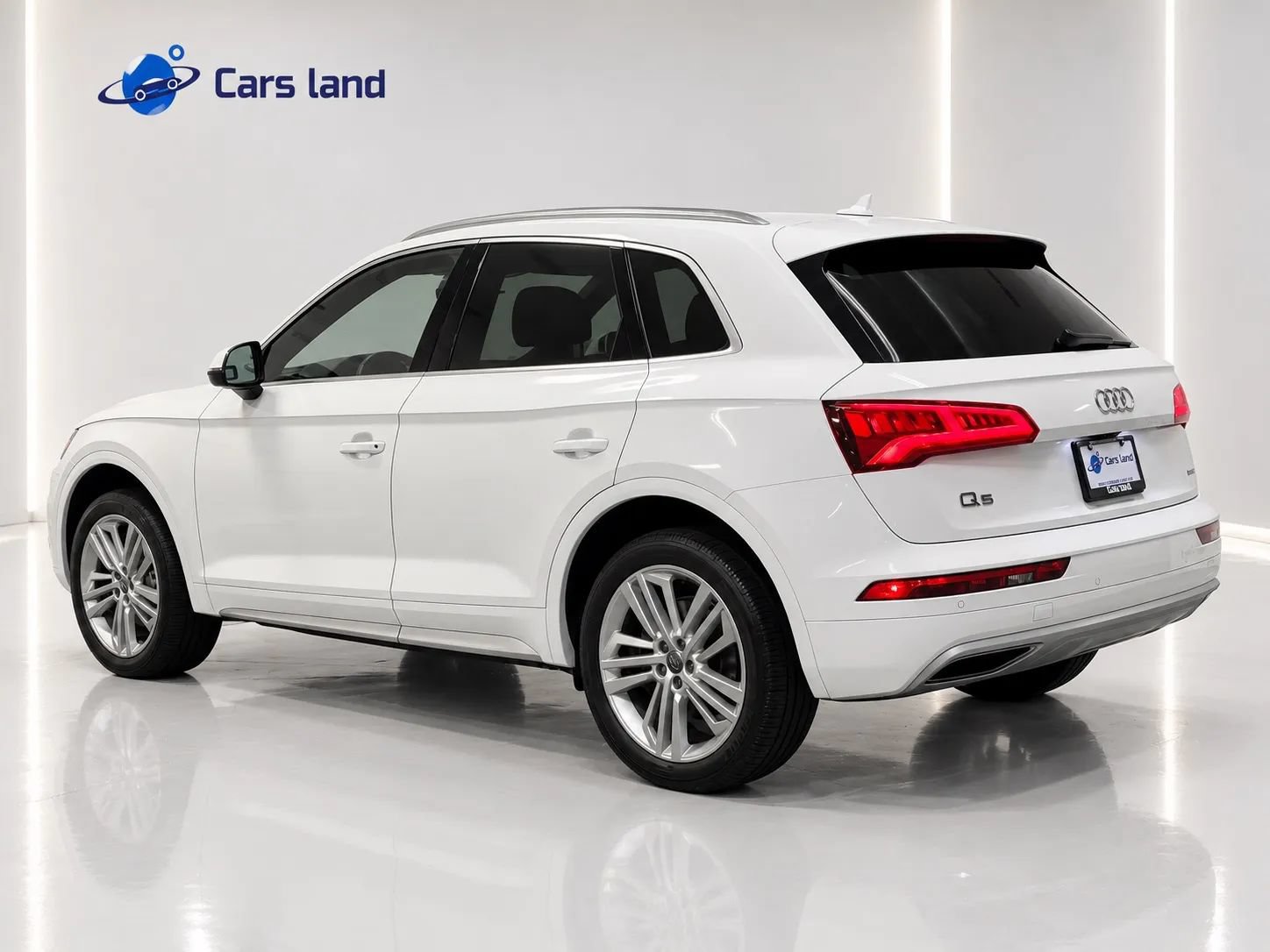 Used 2019 Audi Q5 2.0T Premium Plus w/ Premium Plus Package AWD/4WD image 5