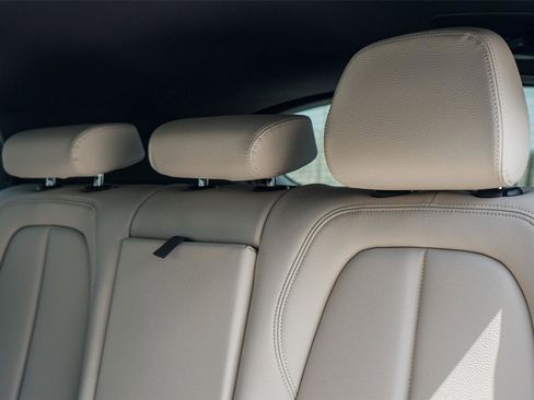 Used 2023 BMW X2 sDrive28i w/ M Sport Package FWD image 25