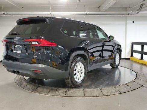 Used 2024 Toyota Grand Highlander XLE image 10