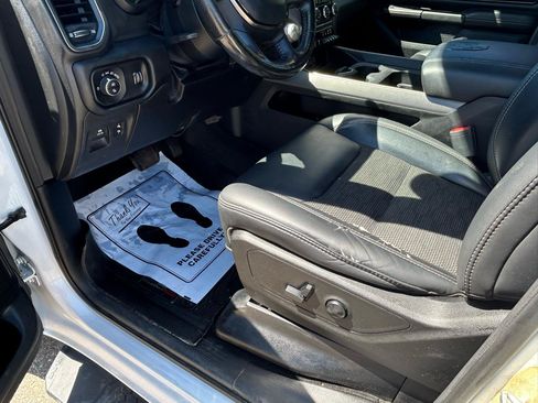 Used 2020 RAM 1500 Sport w/ Level 2 Equipment Goup w/2_L AWD/4WD image 10