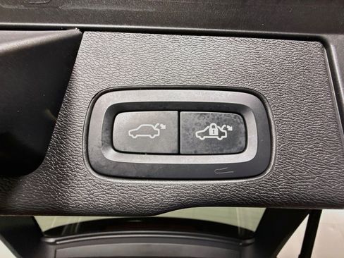Used 2023 Volvo XC60 B5 Ultimate w/ Climate Package AWD/4WD image 41