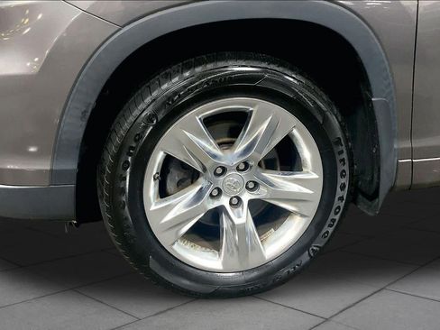 Used 2015 Toyota Highlander Limited Platinum AWD/4WD image 11