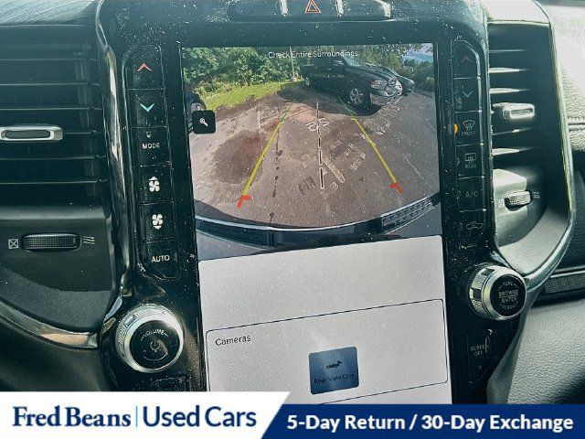 Used 2024 RAM 1500 Laramie AWD/4WD image 14