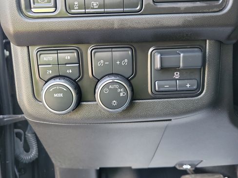 Used 2023 Chevrolet Tahoe RST w/ Sport Performance Package AWD/4WD image 31