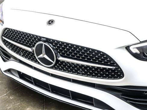Used 2023 Mercedes-Benz C 300 Sedan image 14