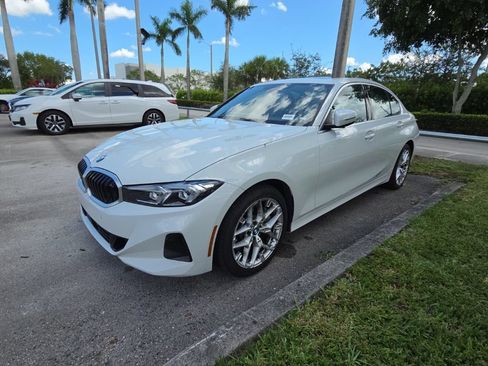 Used 2025 BMW 330i Sedan RWD image 11