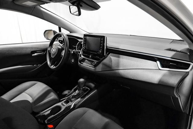 Used 2021 Toyota Corolla LE w/ Carpet Mat Package (TMS) FWD image 15