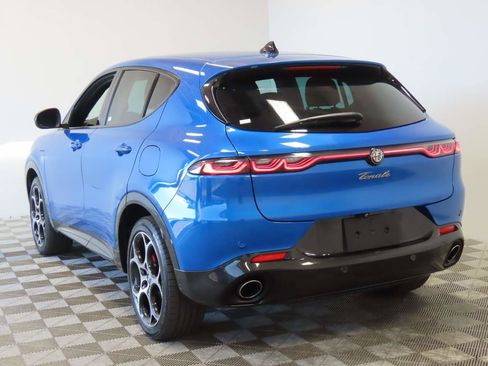 Used 2024 Alfa Romeo Tonale Veloce image 3