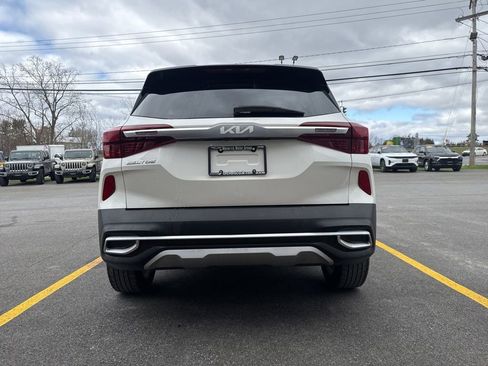 Used 2022 Kia Seltos S FWD image 5