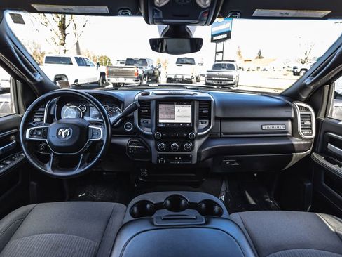 Used 2024 RAM 2500 Big Horn image 27