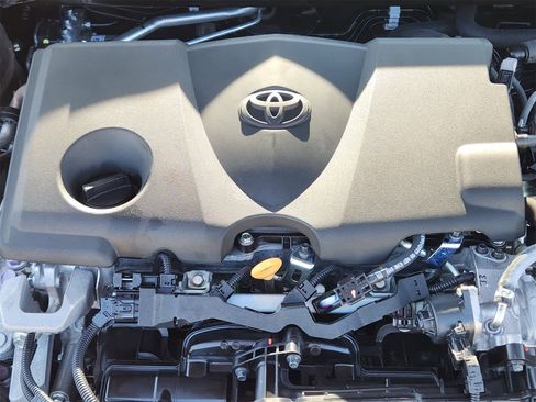 Used 2024 Toyota Camry LE image 29