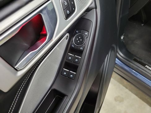 Used 2020 Ford Explorer ST w/ ST High-Performance Pack image 23