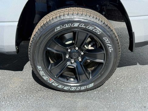 Used 2024 RAM 1500 Big Horn AWD/4WD image 12