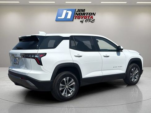 Used 2025 Chevrolet Equinox LT AWD/4WD image 5