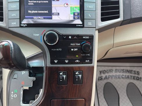 Used 2015 Toyota Venza XLE AWD/4WD image 20